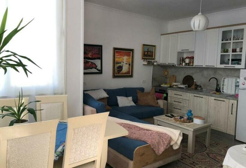 Beach Apartment Diell Complex , Qerret