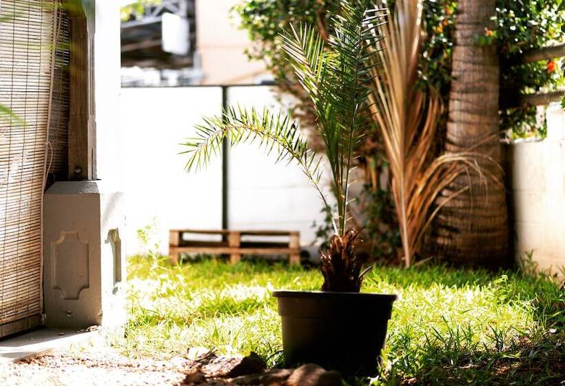 Ti Baz Beach House With Mountain View