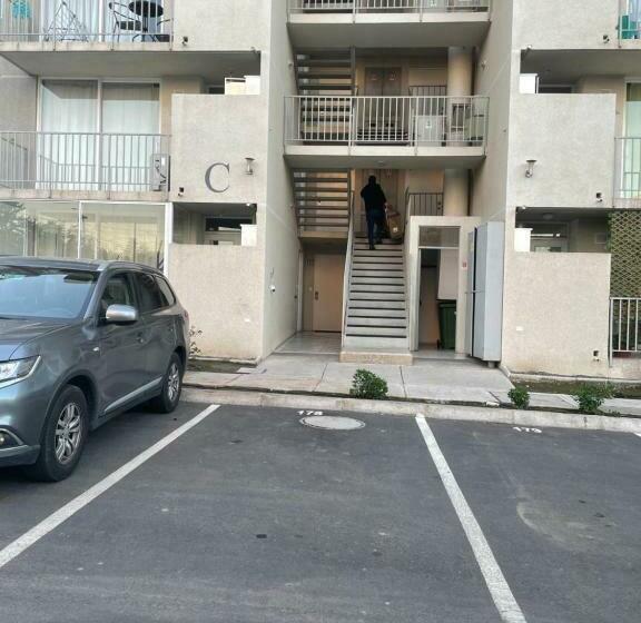 Departamento 2 Habitaciones, 1 Baños Con Estacionamiento