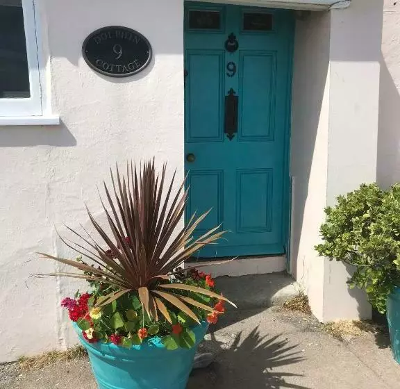 Dolphin Cottage Lyme Regis
