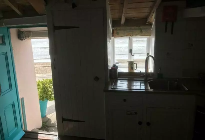 Dolphin Cottage Lyme Regis