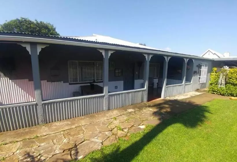 Four Seasons Self Catering Guest House