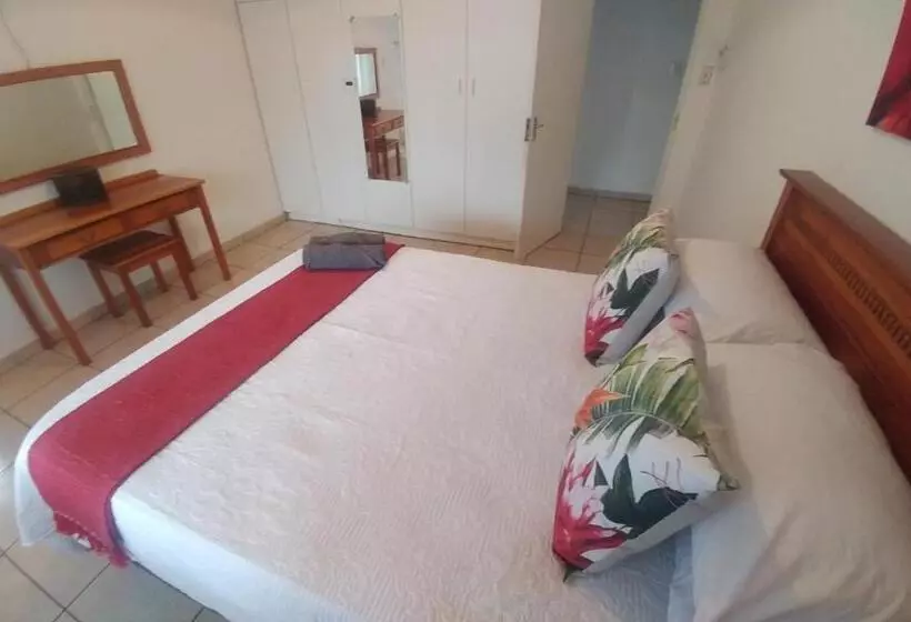 Four Seasons Self Catering Guest House