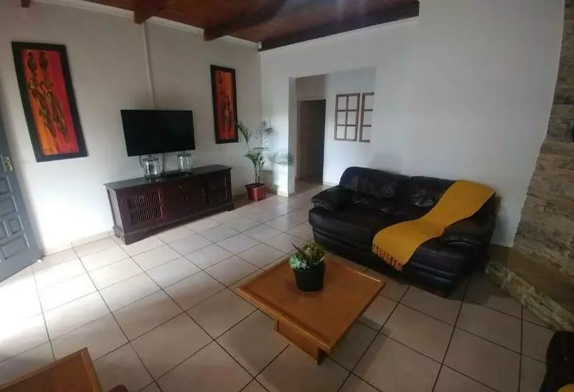 Four Seasons Self Catering Guest House