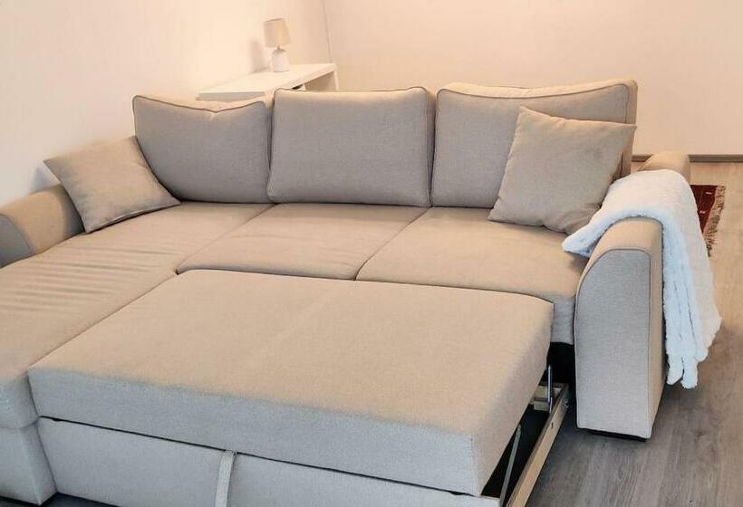 Kaunis Ja Tilava Kaksio