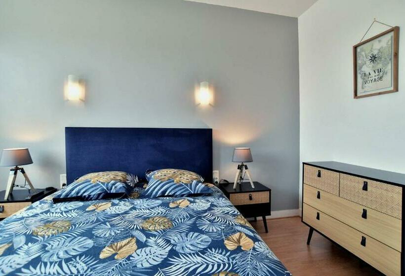 Maison Spacieuse à Saint Coulomb