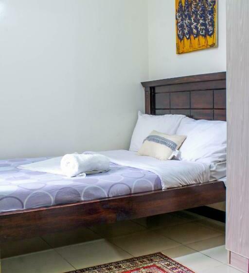 Marshals Elegant Homely 2bedroom