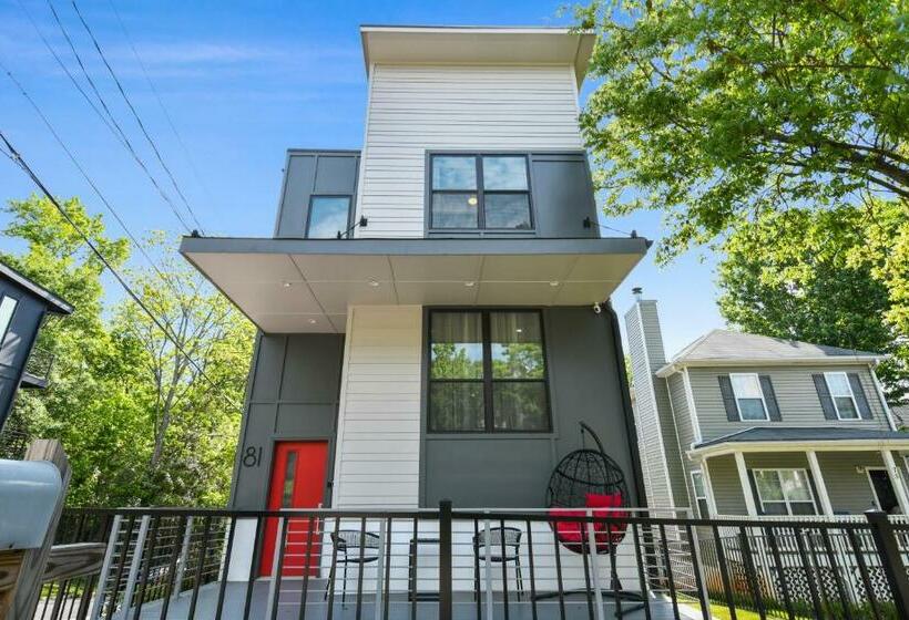 The Red Door Ultra Modern Atlanta Home Designedbydom