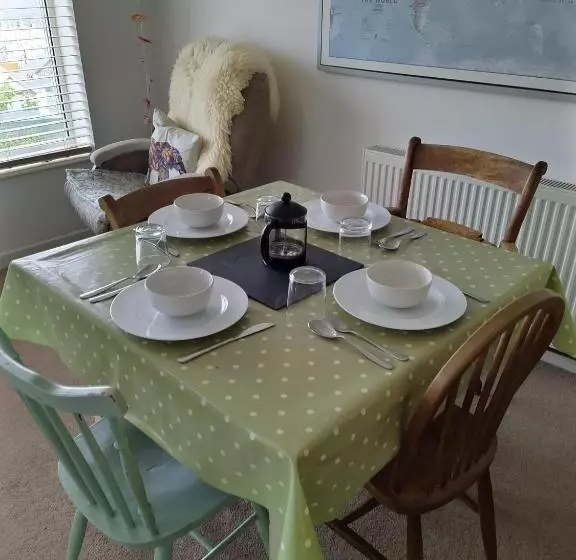 Toppers Bright Seaview Family Or Couple Home Devon Westward Ho!