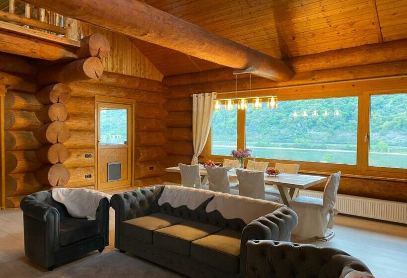 Traumhaftes Blockhaus Am Rhein