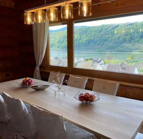 Traumhaftes Blockhaus Am Rhein