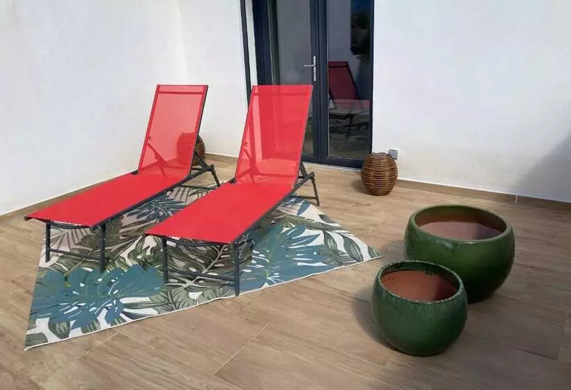 Très Belle Villa Avec Piscine Chauffée Casaleoni