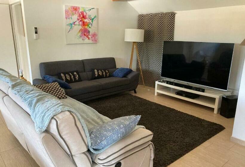 Très Belle Villa Avec Piscine Chauffée Casaleoni