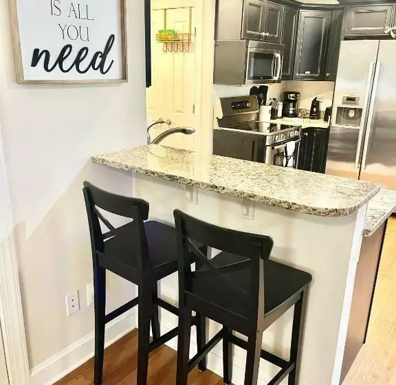 Cozy Downtown Apartment Naval Academy Vicinity