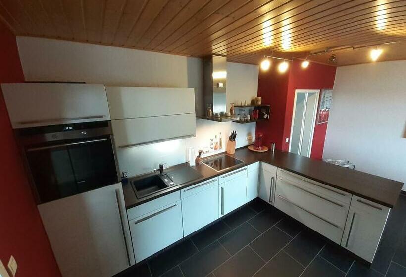 Ferienwohnung 75m² Terrasse Parkplatz Wallbox Nürburgring