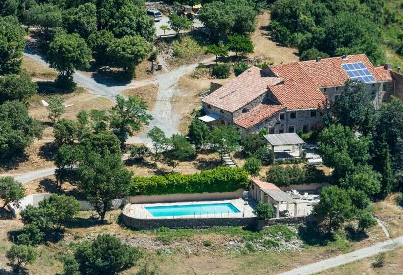 Gîtes Du Pont De Calmel