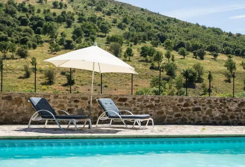 Gîtes Du Pont De Calmel