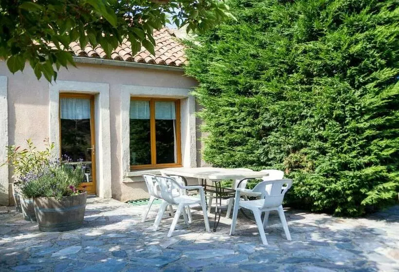 Gîtes Du Pont De Calmel