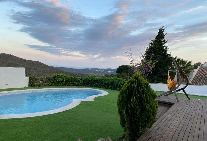 La Villa De Los Mares