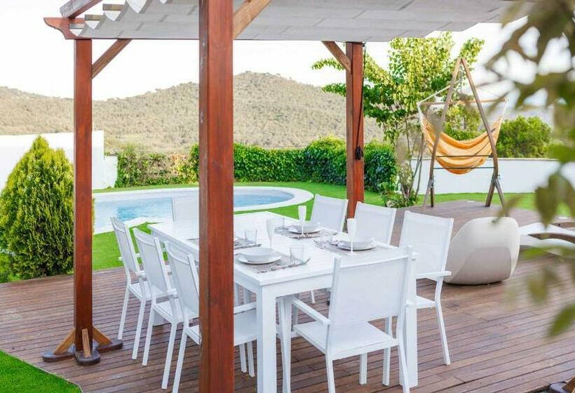 La Villa De Los Mares