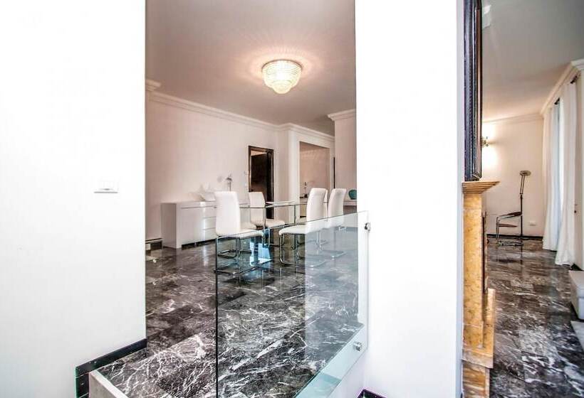 Villa Patrizia Lake View   Italian Homing