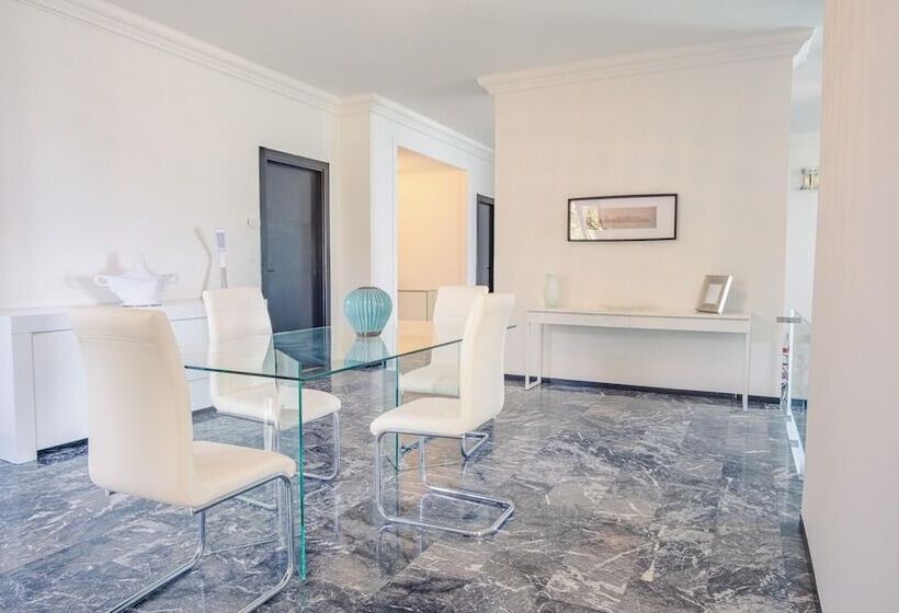 Villa Patrizia Lake View   Italian Homing