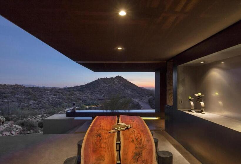 5 Acre Desert Sanctuary With Luxury Amenities  3 Night Minimum Stay