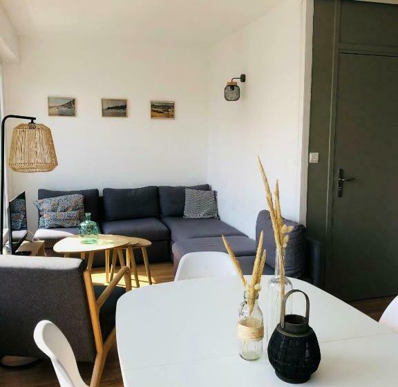 Appartement C 2 Chambres Très Lumineux
