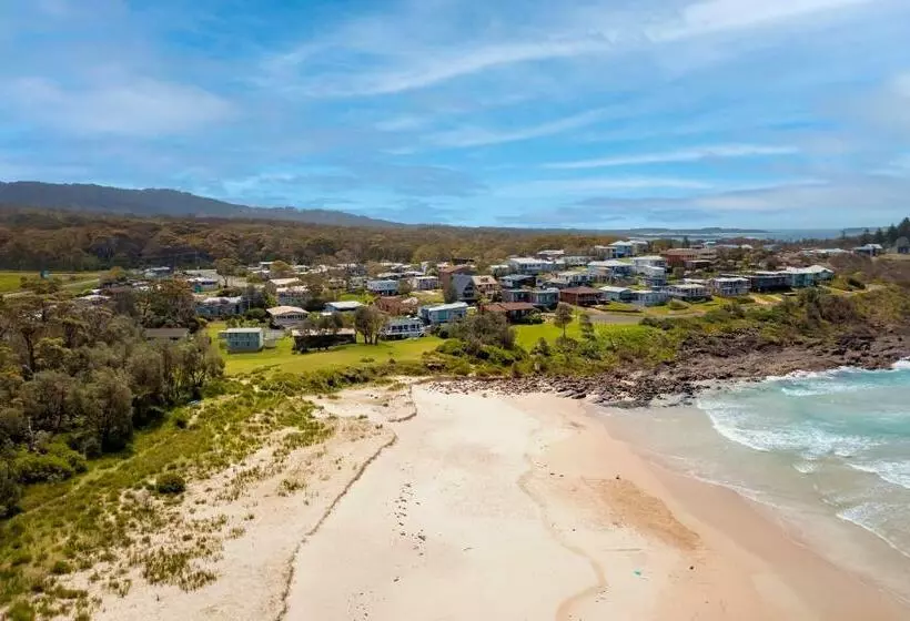 Kioloa Merry Beach Front Gem