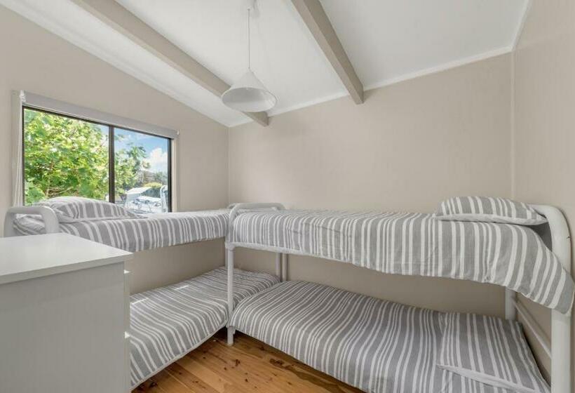 Kioloa Merry Beach Front Gem