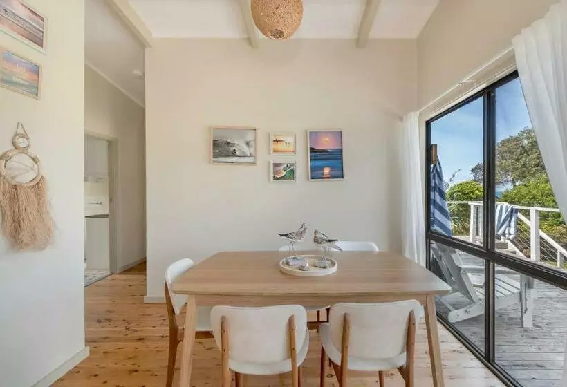 Kioloa Merry Beach Front Gem