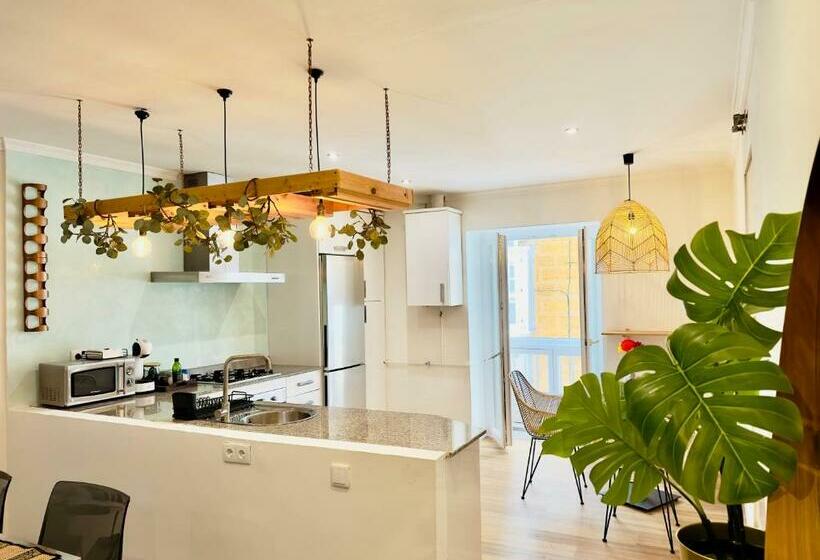 La Primera De Occidente