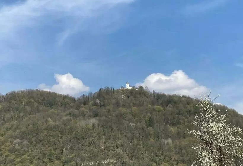 Počitniška Hiša Jeuan