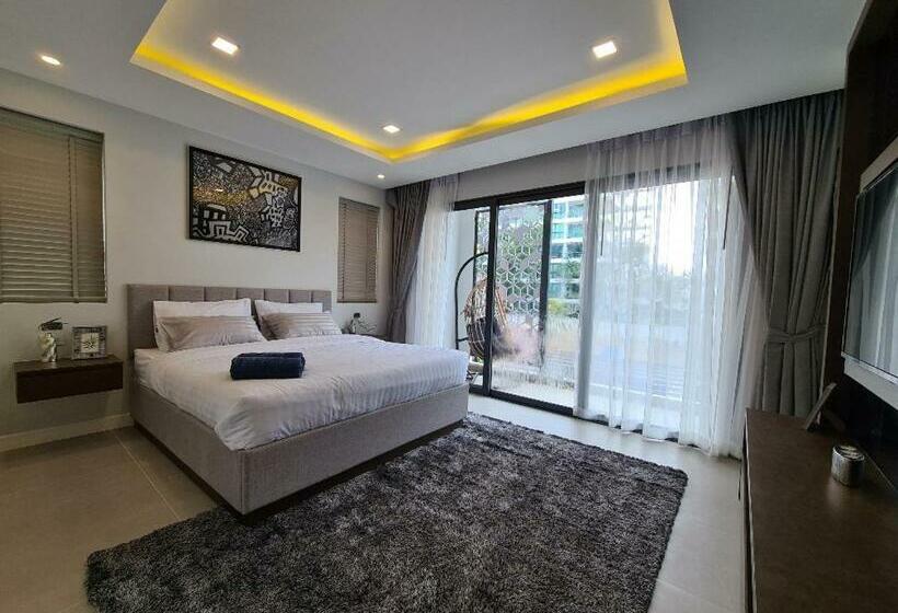 Serenity Jomtien Pool Villas