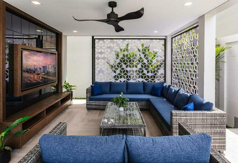 Serenity Jomtien Pool Villas