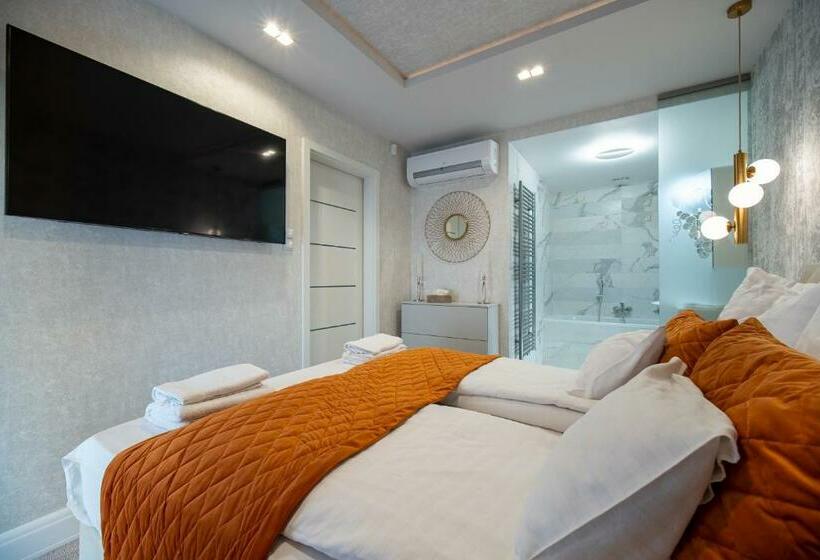 Solaris Luxory Apartment