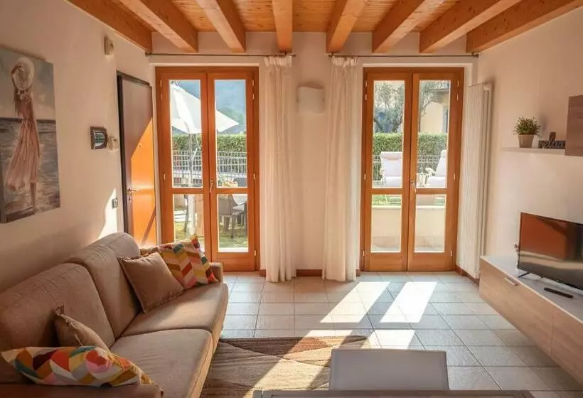 Happy Guest Apartments   Lake & Relax