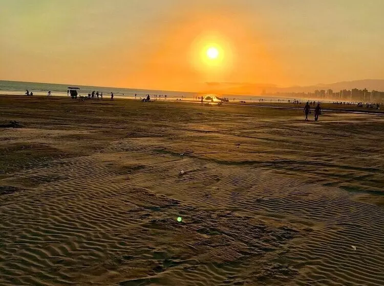Pé Na Areia Praia Do Caiçara