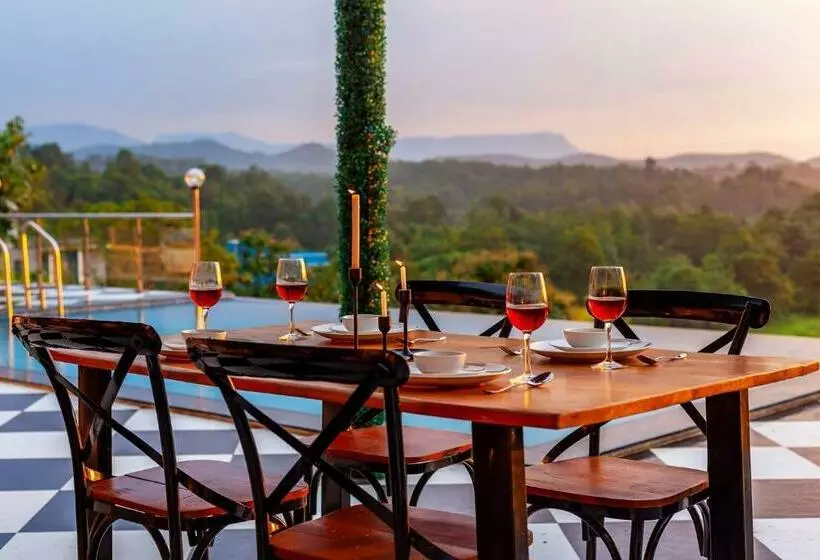 Stayvista S Vine & Splash Riverside Villa With An Infinity Pool And Indoor Games