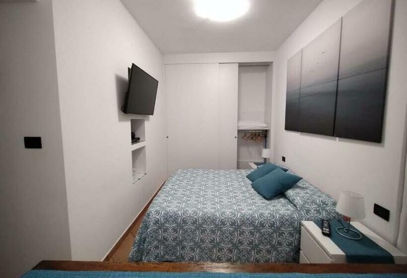 The Royal House Un Passo Dalla Reggia /en Es It