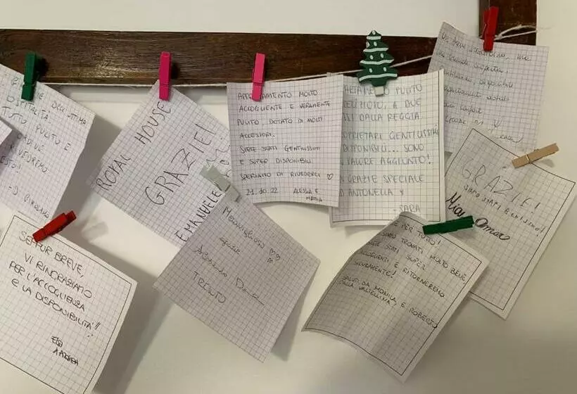 The Royal House   Un Passo Dalla Reggia /en Es It