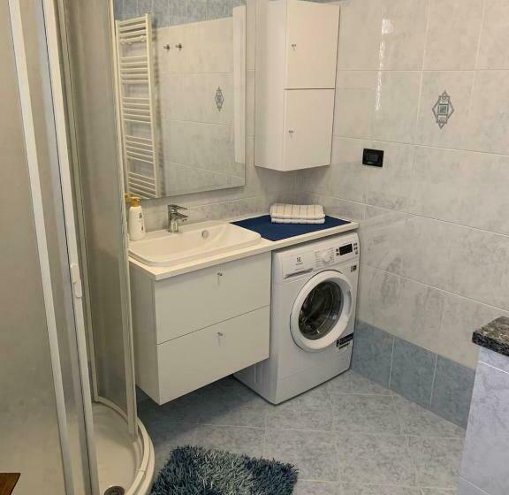 The Royal House Un Passo Dalla Reggia /en Es It