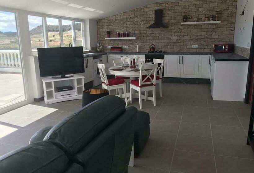 Vista Almendra Captivating 2 Bed Apartment In Oria