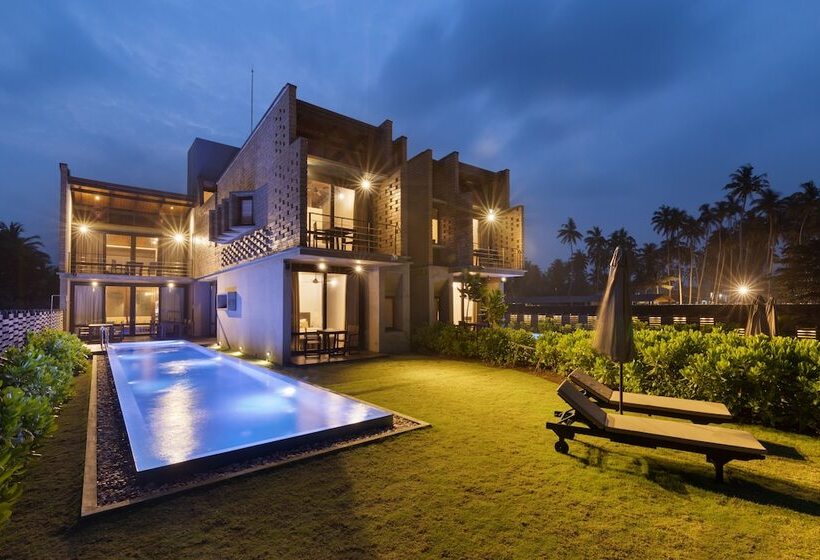 Inidi Leisure Luxury Villas