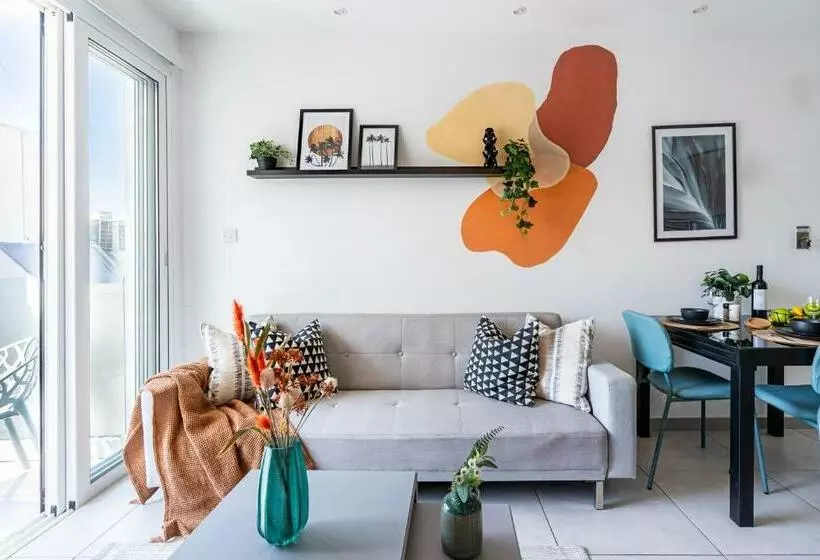 Made With Love 1 Br Apt By Finikoudes Beach