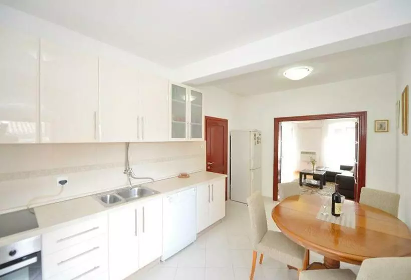 Sofija Apartment