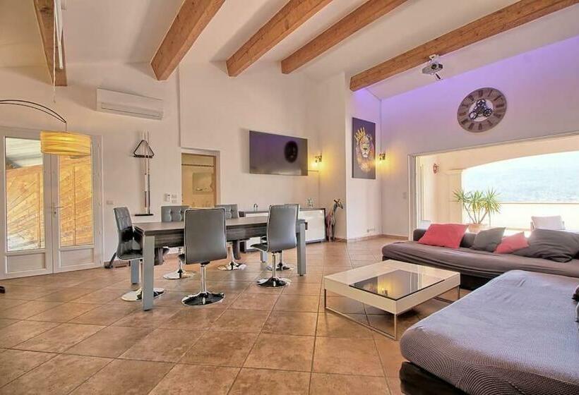 Sublime Bastide Vue Exceptionnel Au Calme Incroyable Avec Spa Et Vue Panoramique Au Calme Le Mas Des