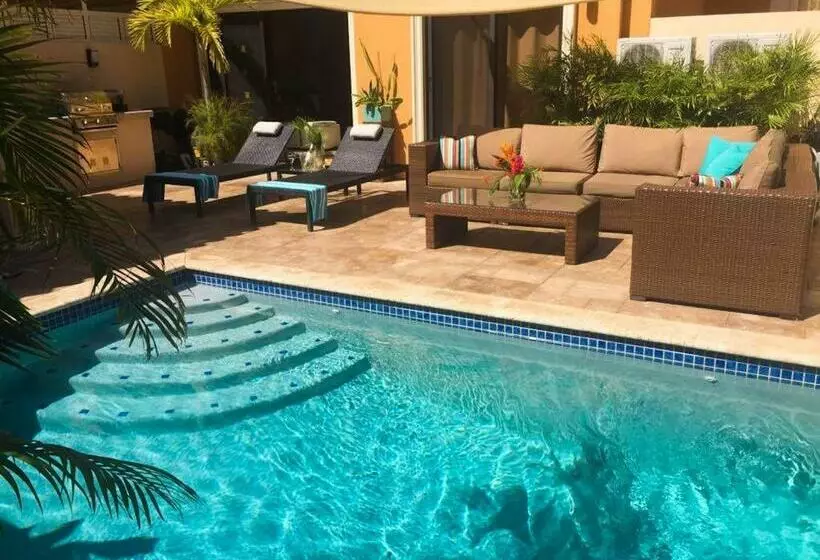 Sunbreak Aruba 2br & 3br Villas With Private Pools