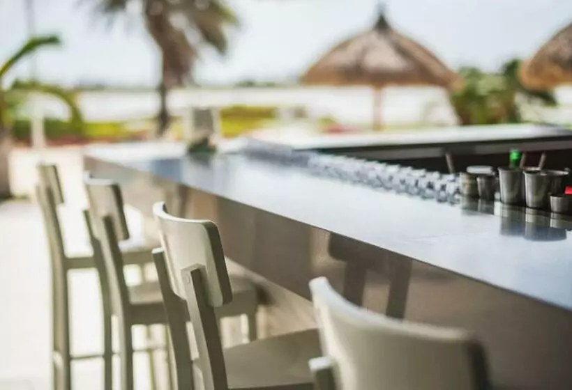 Sunbreak Aruba 2br & 3br Villas With Private Pools