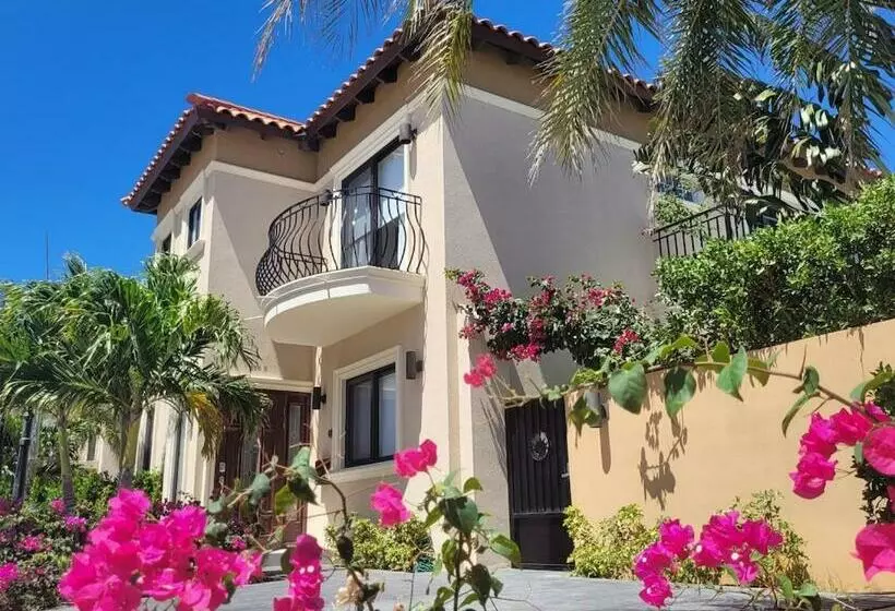 Sunbreak Aruba 2br & 3br Villas With Private Pools